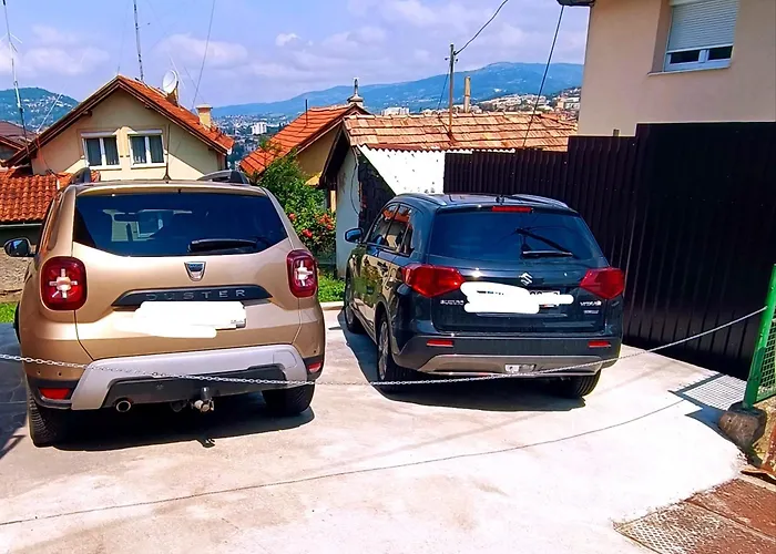 Garden Free Parking