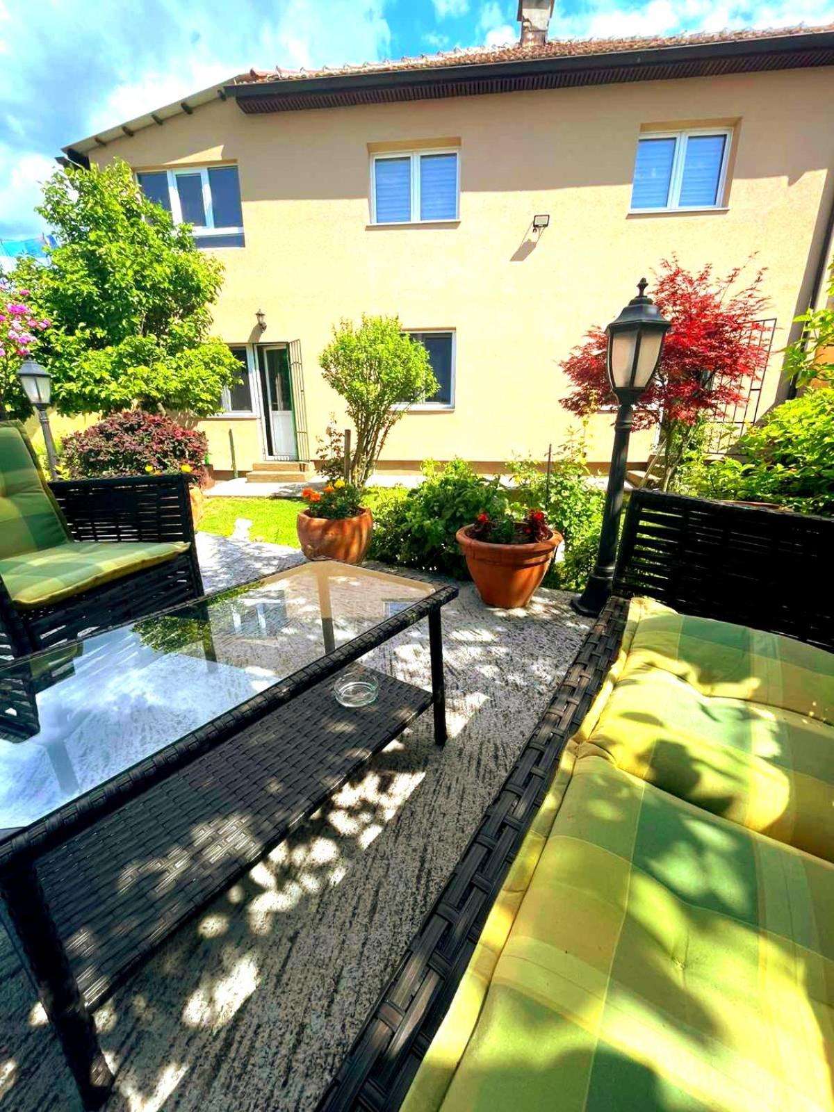 Garden Free Parking Apartment Sarajevo